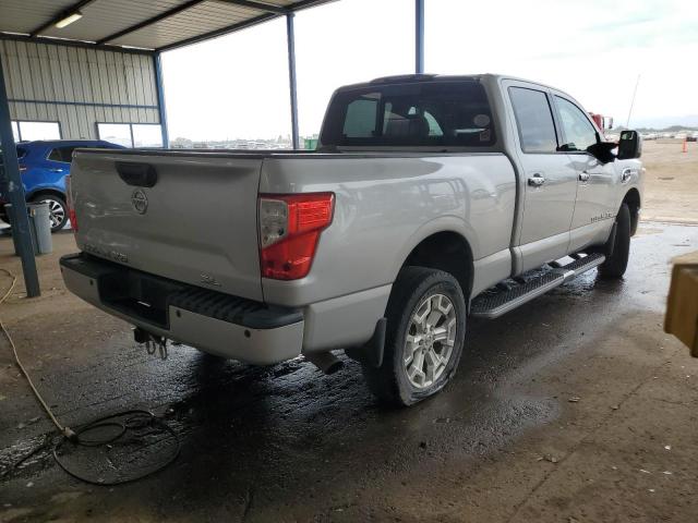  NISSAN TITAN 2016 Серебристый
