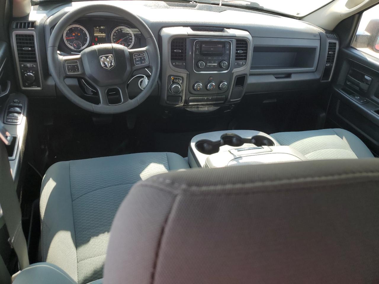 2019 Ram 1500 Classic Tradesman VIN: 1C6RR6FG3KS581190 Lot: 69176995