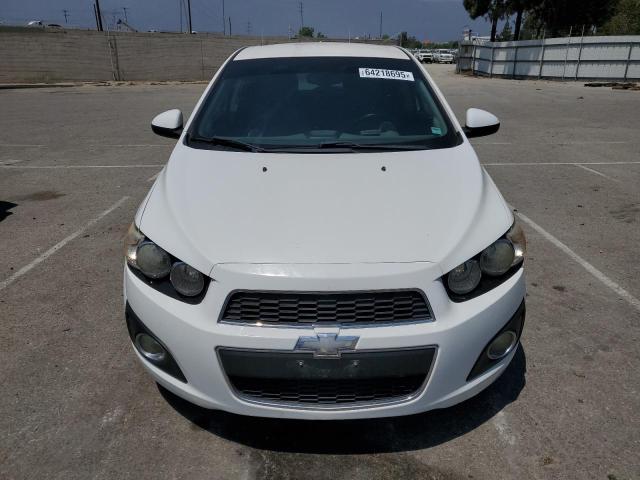 Hatchbacks CHEVROLET SONIC 2012 Biały