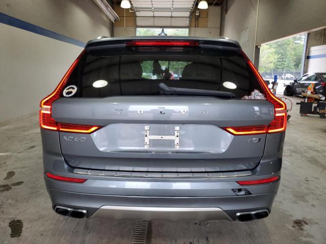  VOLVO XC60 2018 Серый
