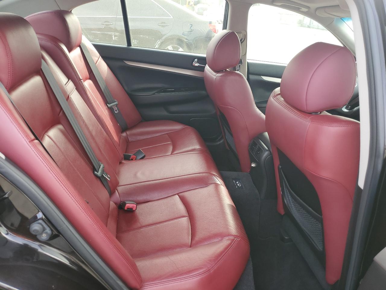 2011 Infiniti G37 Base VIN: JN1CV6AP4BM500237 Lot: 70739695