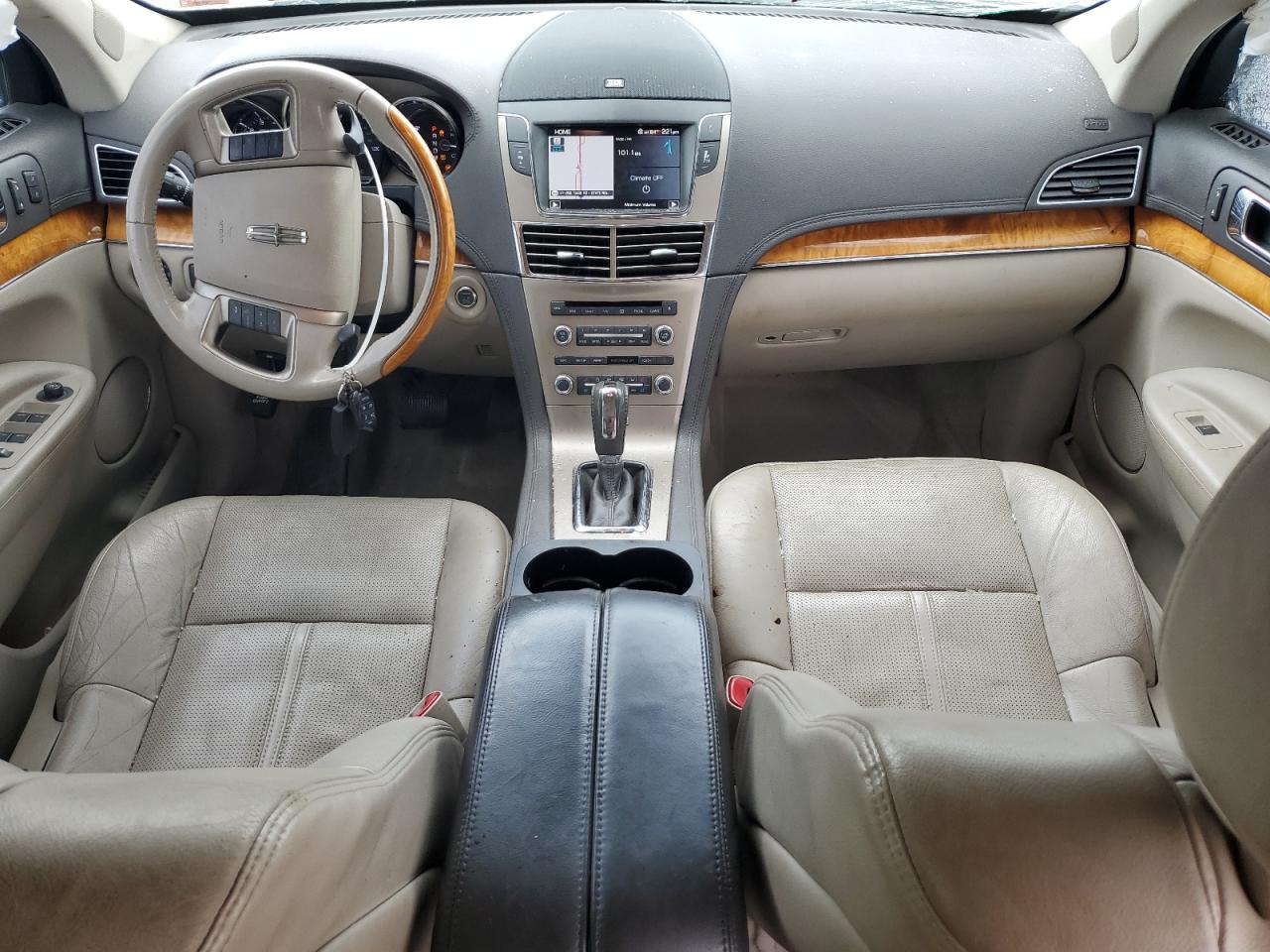2011 Lincoln Mkt VIN: 2LMHJ5AT9BBJ54200 Lot: 67465695