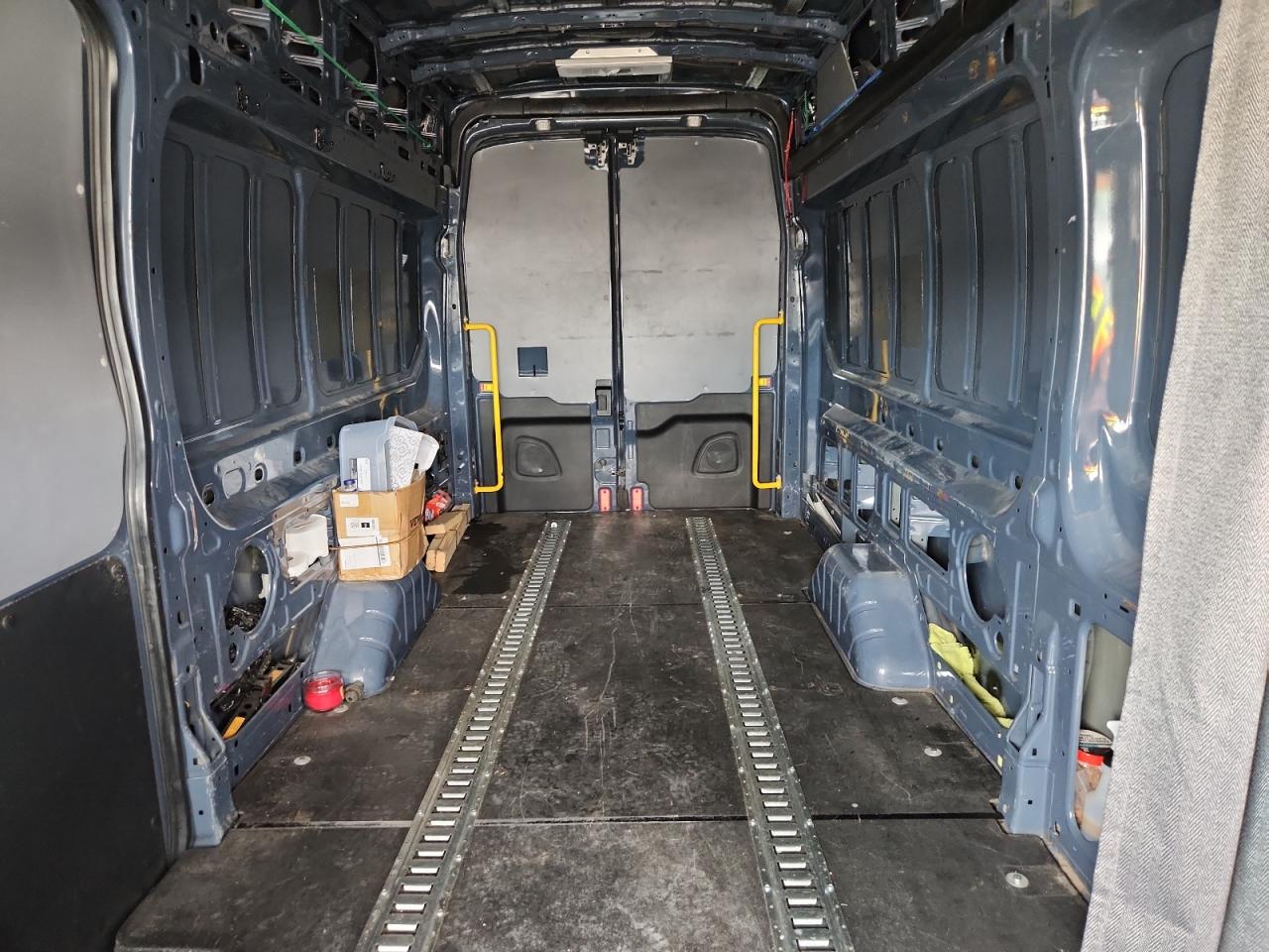 2019 Ford Transit T-250 VIN: 1FTYR3XM4KKB33225 Lot: 70564275