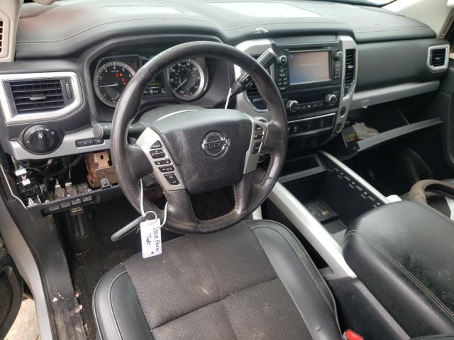  NISSAN TITAN 2018 Серебристый
