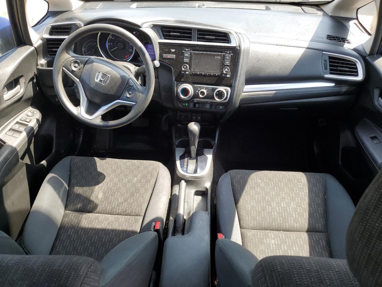 2015 Honda Fit Lx VIN: 3HGGK5H50FM739303 Lot: 69139025