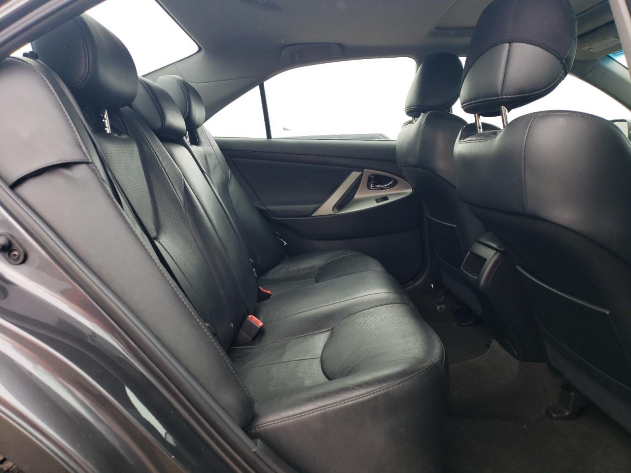 2010 Toyota Camry Base VIN: 4T1BF3EK0AU058800 Lot: 69165485