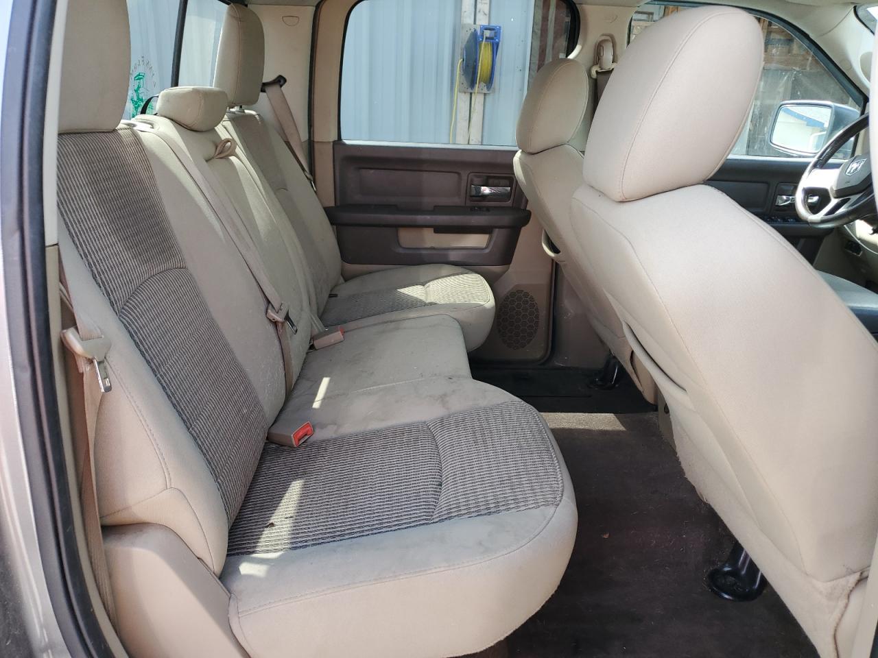 2011 Dodge Ram 1500 VIN: 1D7RB1CT0BS569182 Lot: 69808475