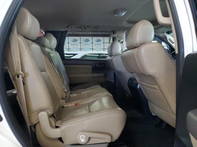 2013 TOYOTA SEQUOIA SR5  
