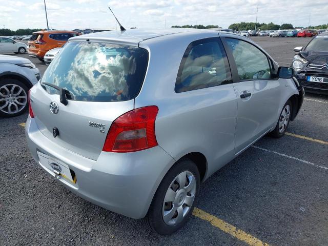 2006 TOYOTA YARIS T2