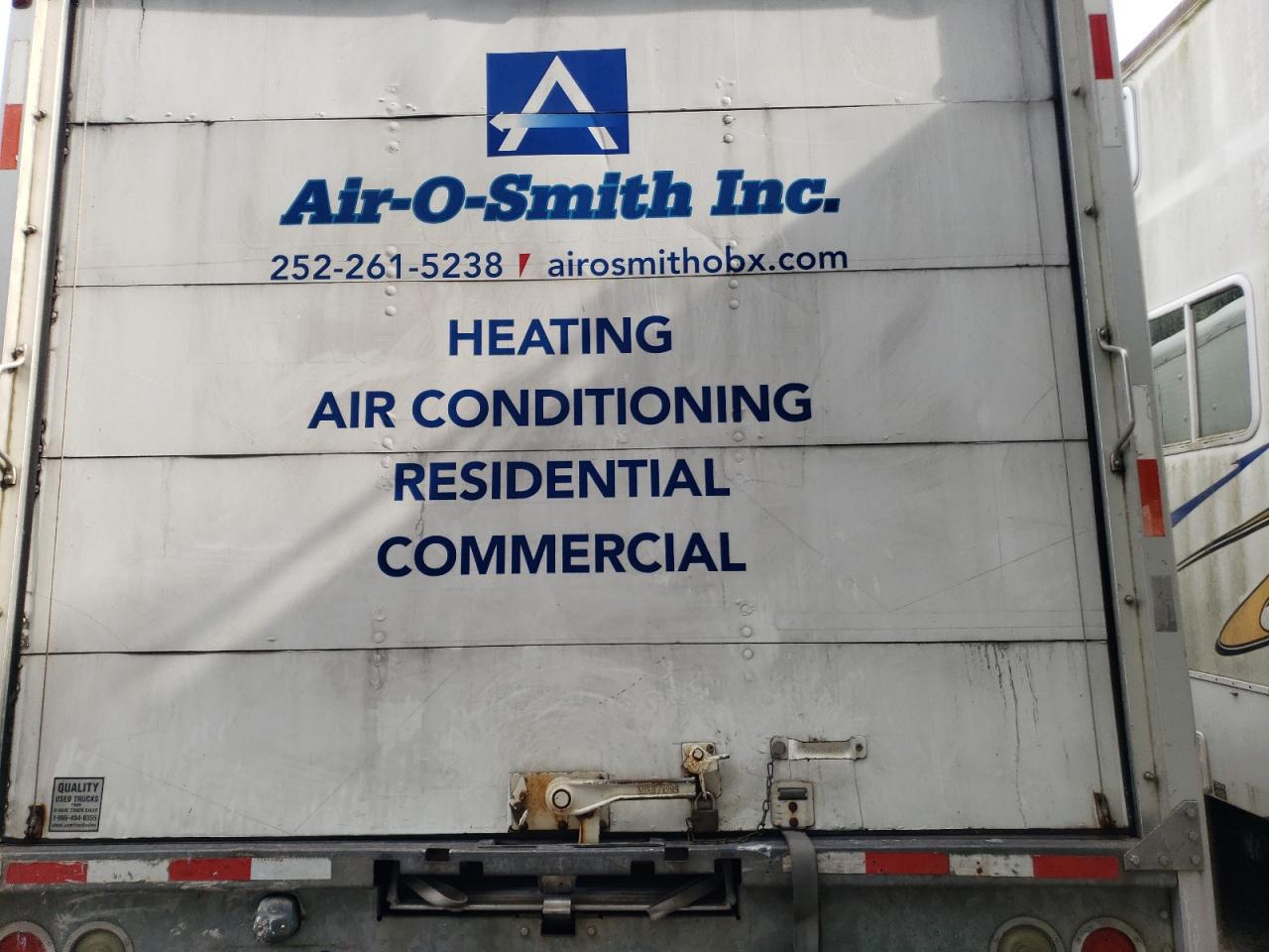 2007 Ford Econoline E450 Super Duty Cutaway Van VIN: 1FDXE45S17DB14122 Lot: 68939875