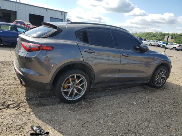  ALFA ROMEO STELVIO 2018 Угольный