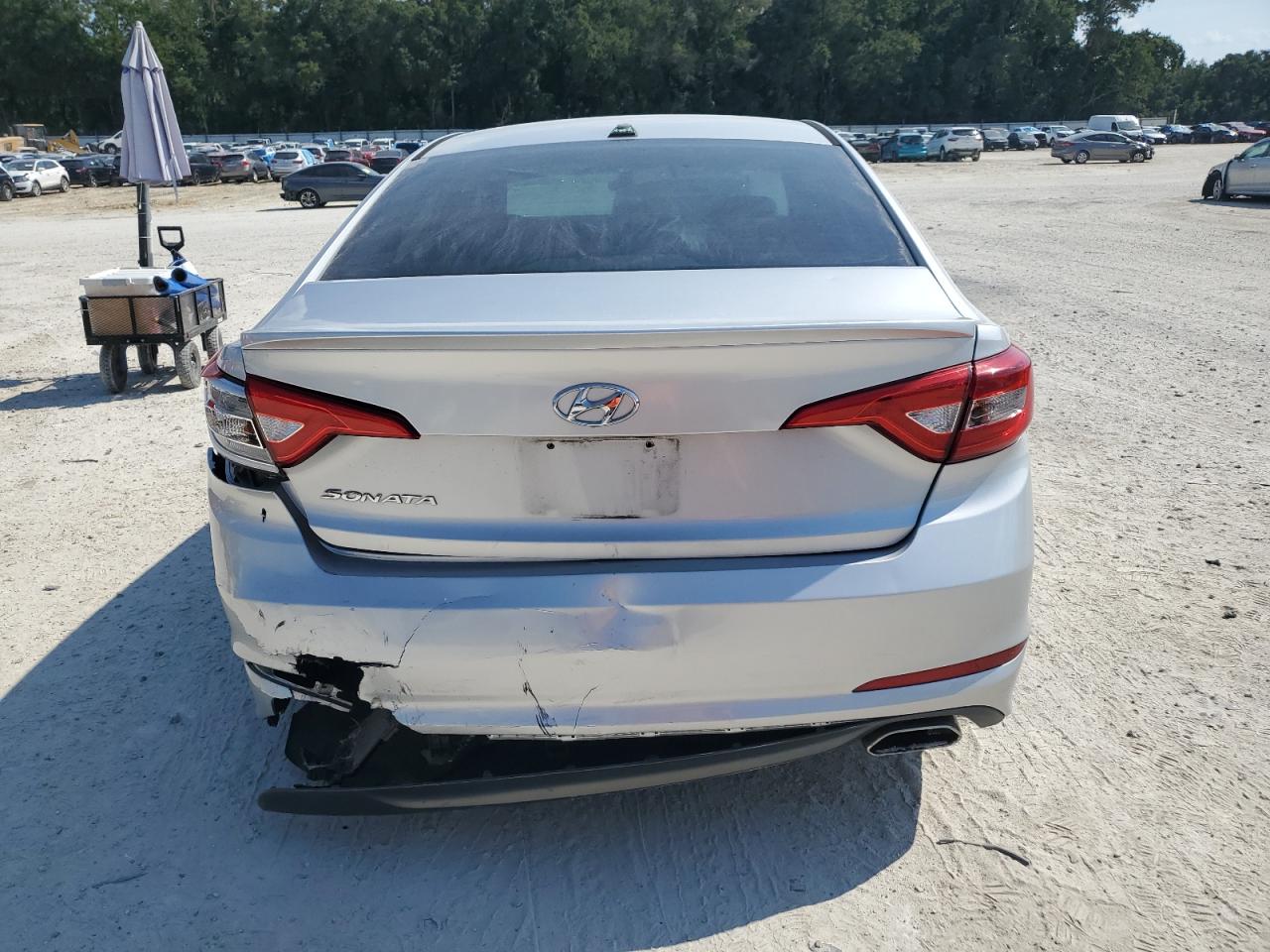 2015 Hyundai Sonata Se VIN: 5NPE24AF3FH200604 Lot: 69902535
