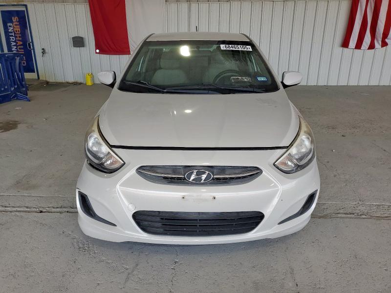 Sedans HYUNDAI ACCENT 2017 Biały