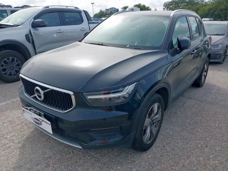 2019 VOLVO XC40 MOMENTUM for sale at Copart SANDWICH