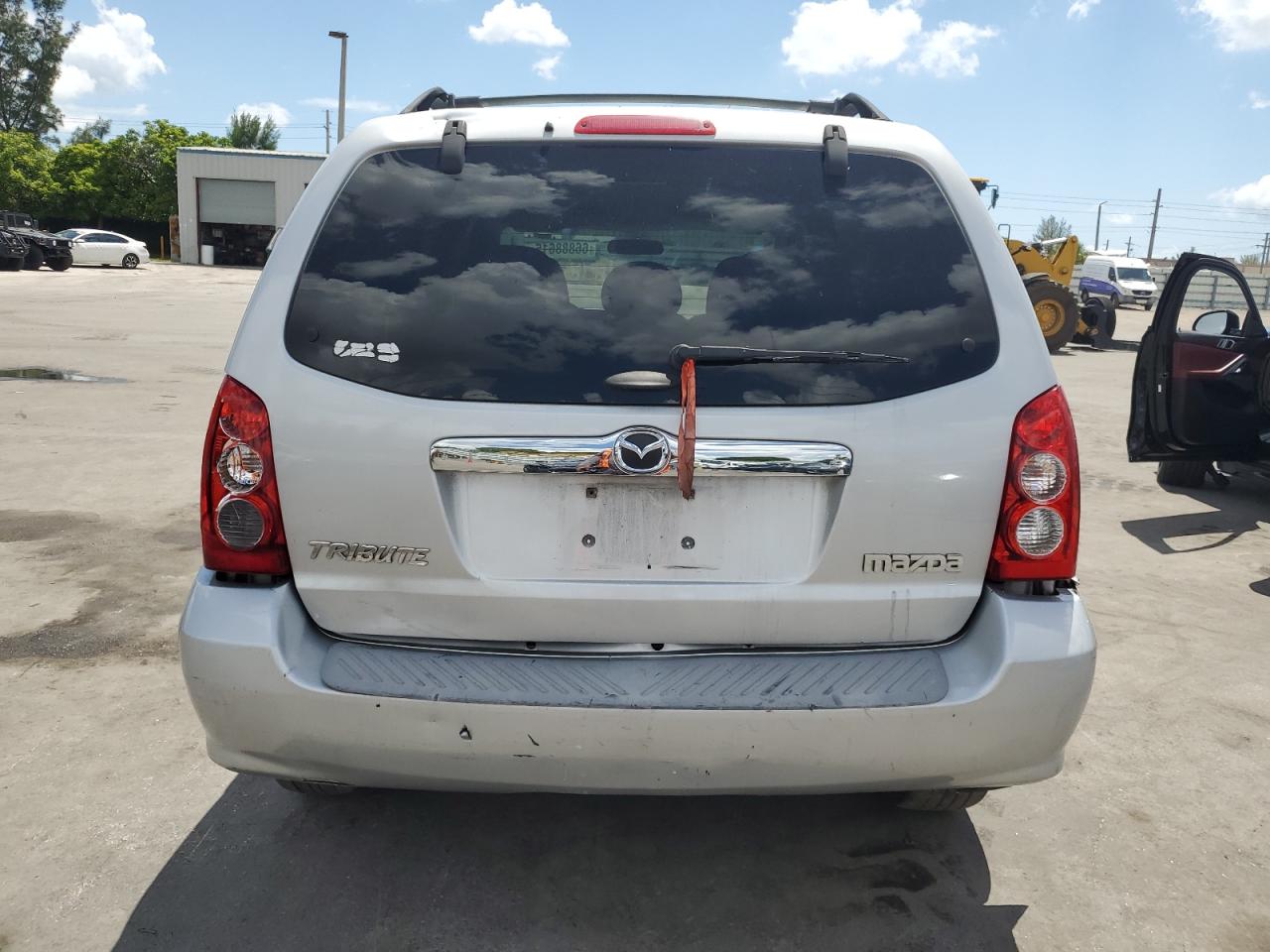 2005 Mazda Tribute S VIN: 4F2YZ04175KM02072 Lot: 66888615