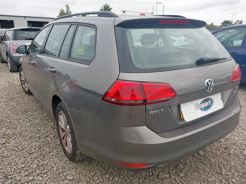 2015 VOLKSWAGEN GOLF SE BLUEMOTION TECH T 