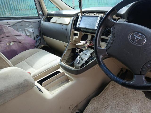 2004 TOYOTA ALPHARD