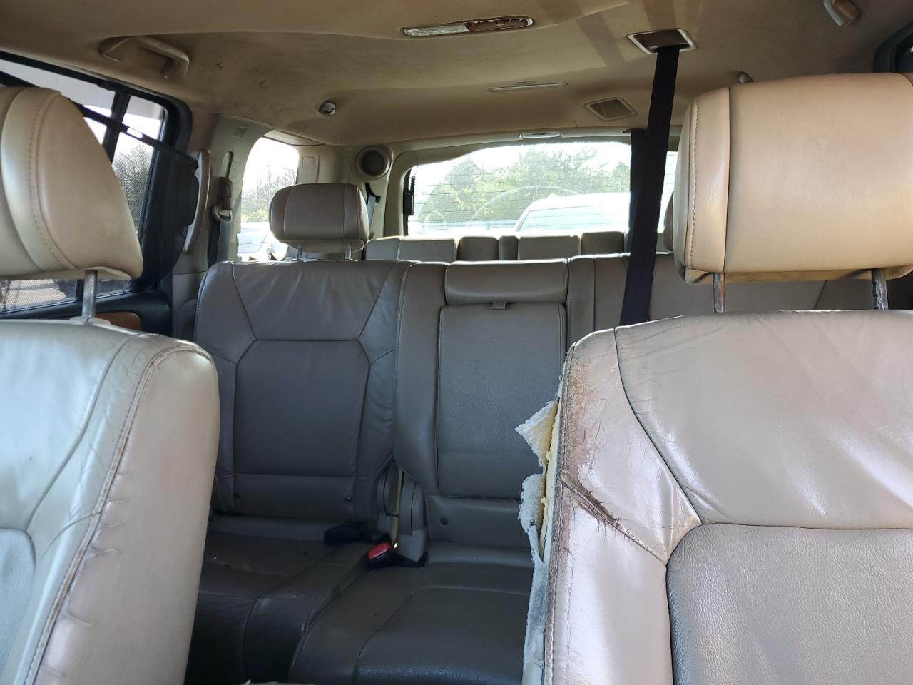 2010 Honda Pilot Touring VIN: 5FNYF4H8XAB026496 Lot: 66742805