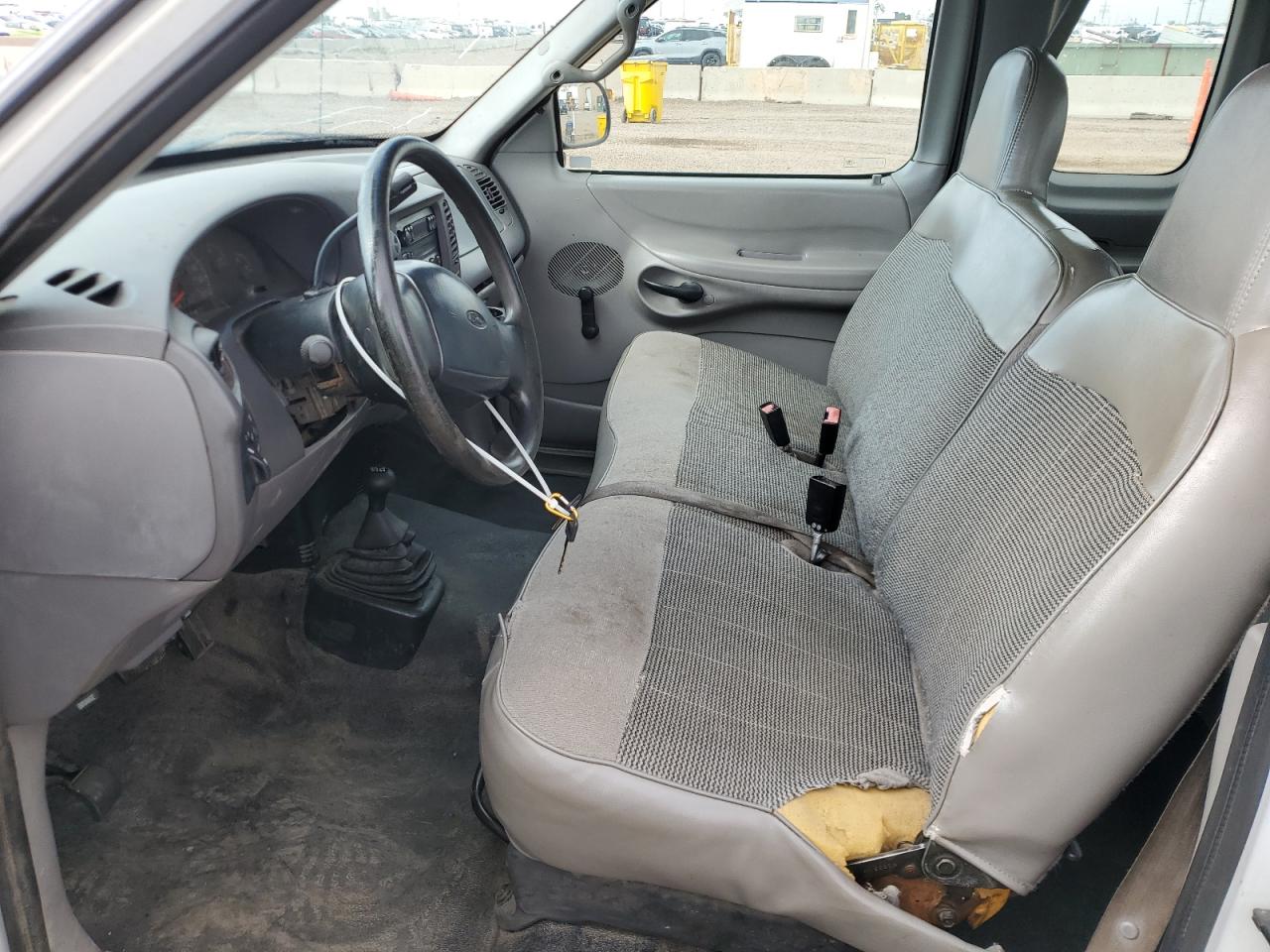 1998 Ford F150 VIN: 1FTRX18L1WKA93521 Lot: 70094145