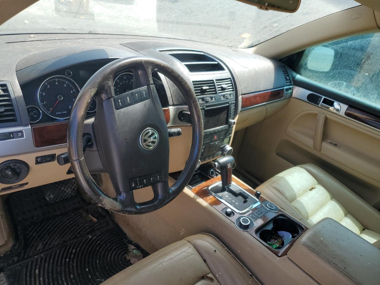 2005 Volkswagen Touareg 3.2 VIN: WVGLG77L45D057637 Lot: 70389755