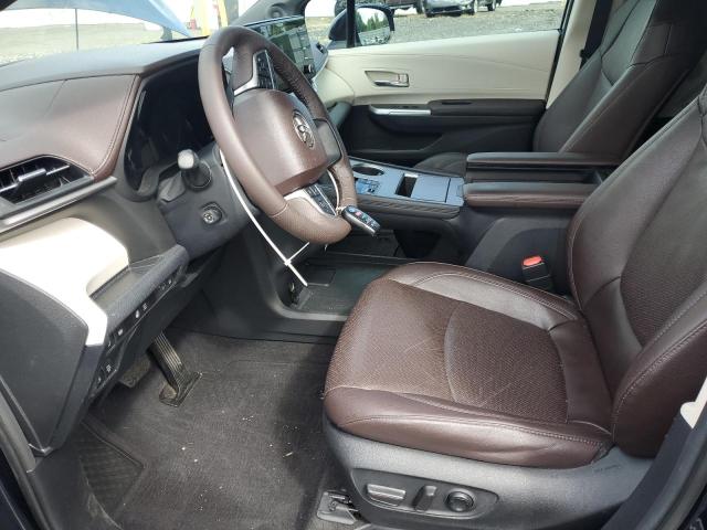 TOYOTA SIENNA 2023 Синий