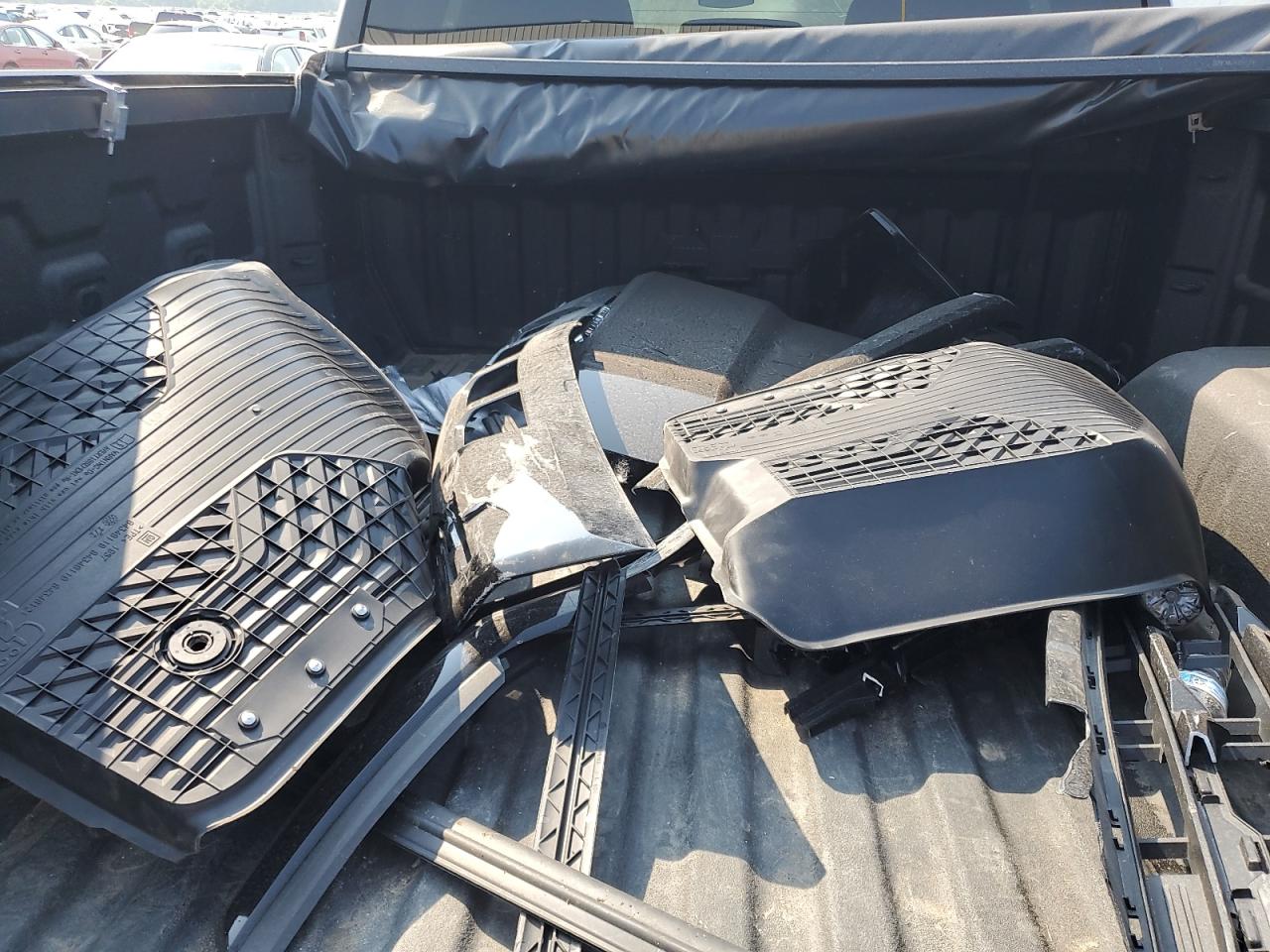 2022 Chevrolet Silverado K1500 Lt Trail Boss VIN: 3GCUDFET1NG689741 Lot: 67186195