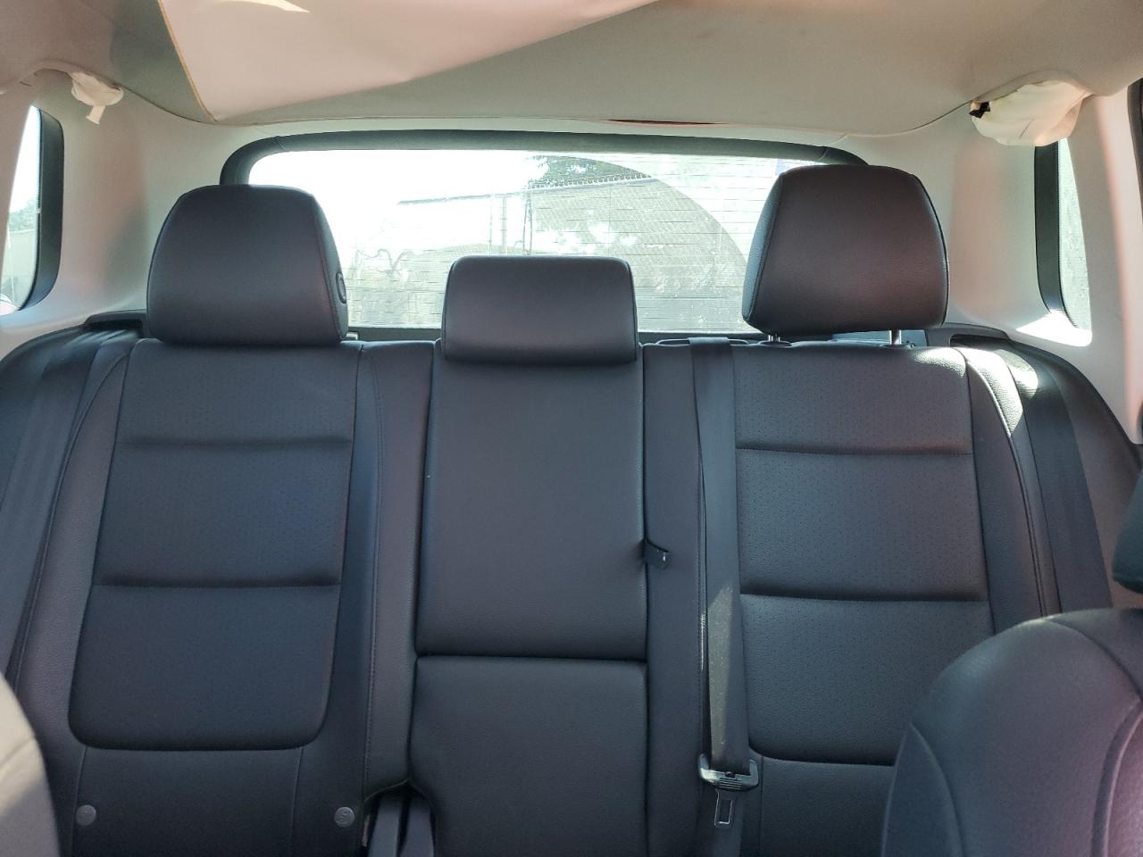 2015 Volkswagen Tiguan S VIN: WVGBV7AX0FW553215 Lot: 70423245