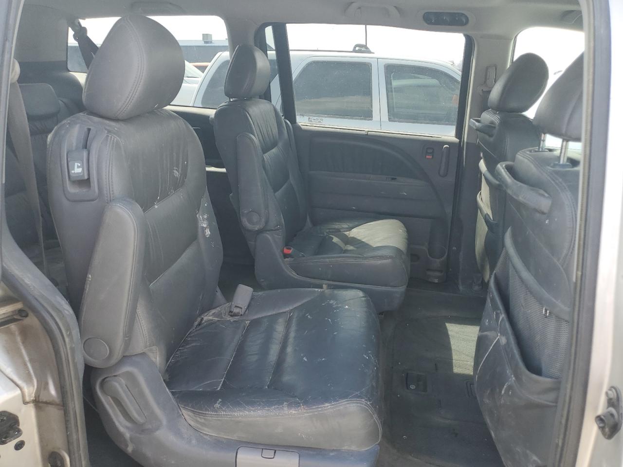 2005 Honda Odyssey Exl VIN: 5FNRL38745B115713 Lot: 68705945