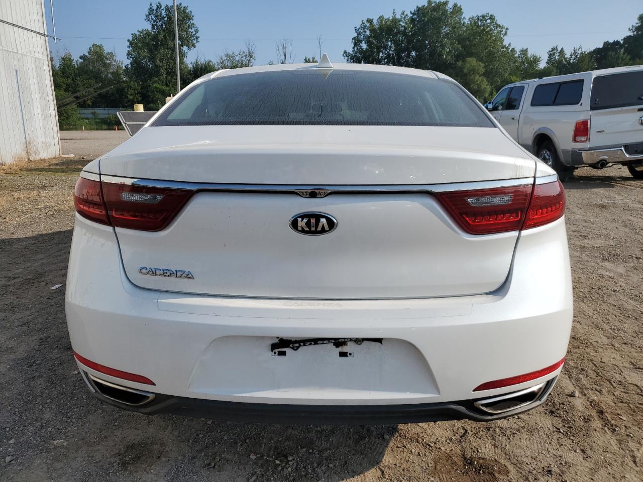 2017 Kia Cadenza Premium VIN: KNALB4J19H5046816 Lot: 67021495