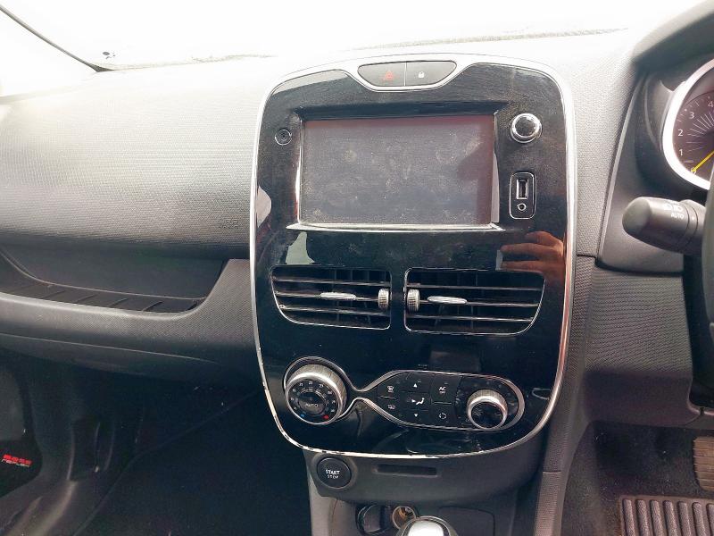 2015 RENAULT CLIO 1.5 DCI 90 DYNAMIQUE S MEDIANAV 5DR EDC