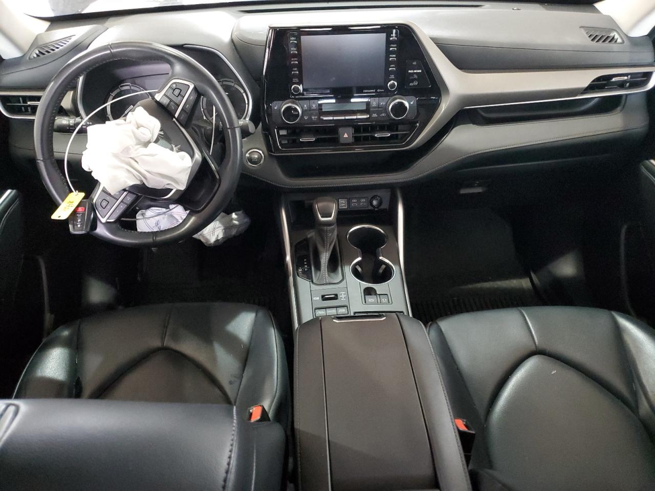 2022 Toyota Highlander Xle VIN: 5TDGZRBH9NS222326 Lot: 69520445