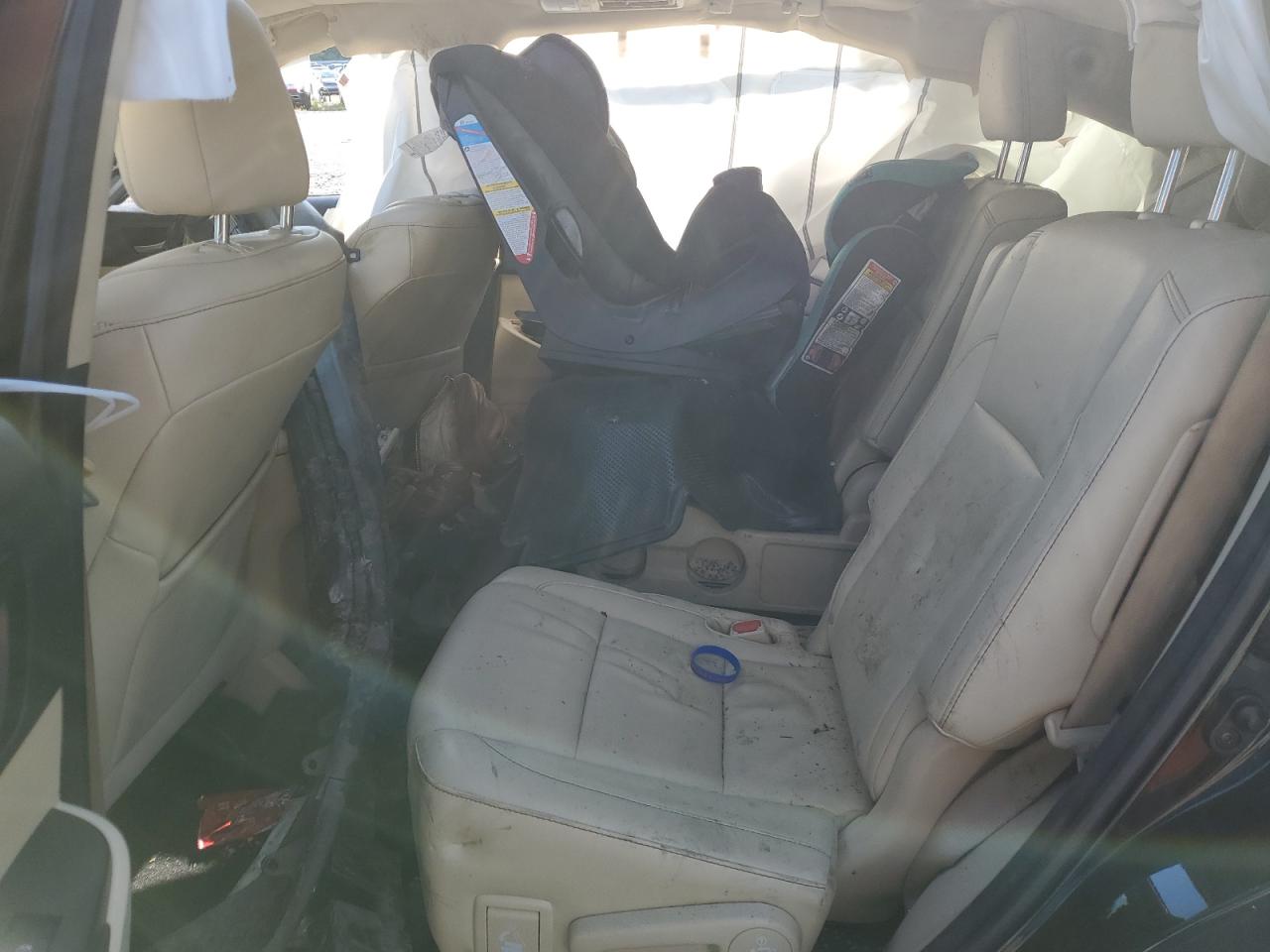 2016 Toyota Highlander Xle VIN: 5TDKKRFH0GS147074 Lot: 69668865