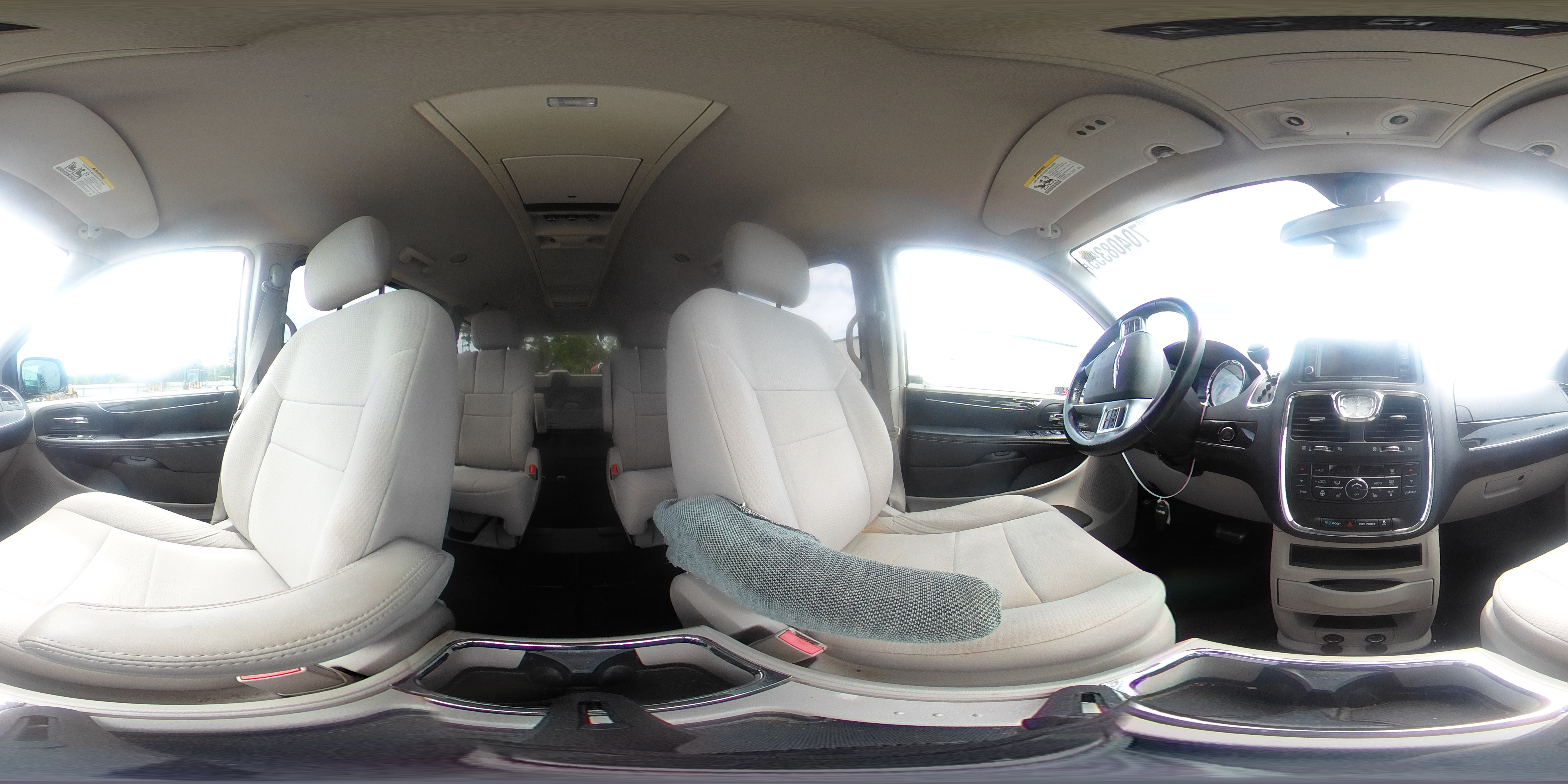 2012 Chrysler Town & Country Touring VIN: 2C4RC1BG1CR123895 Lot: 70408355