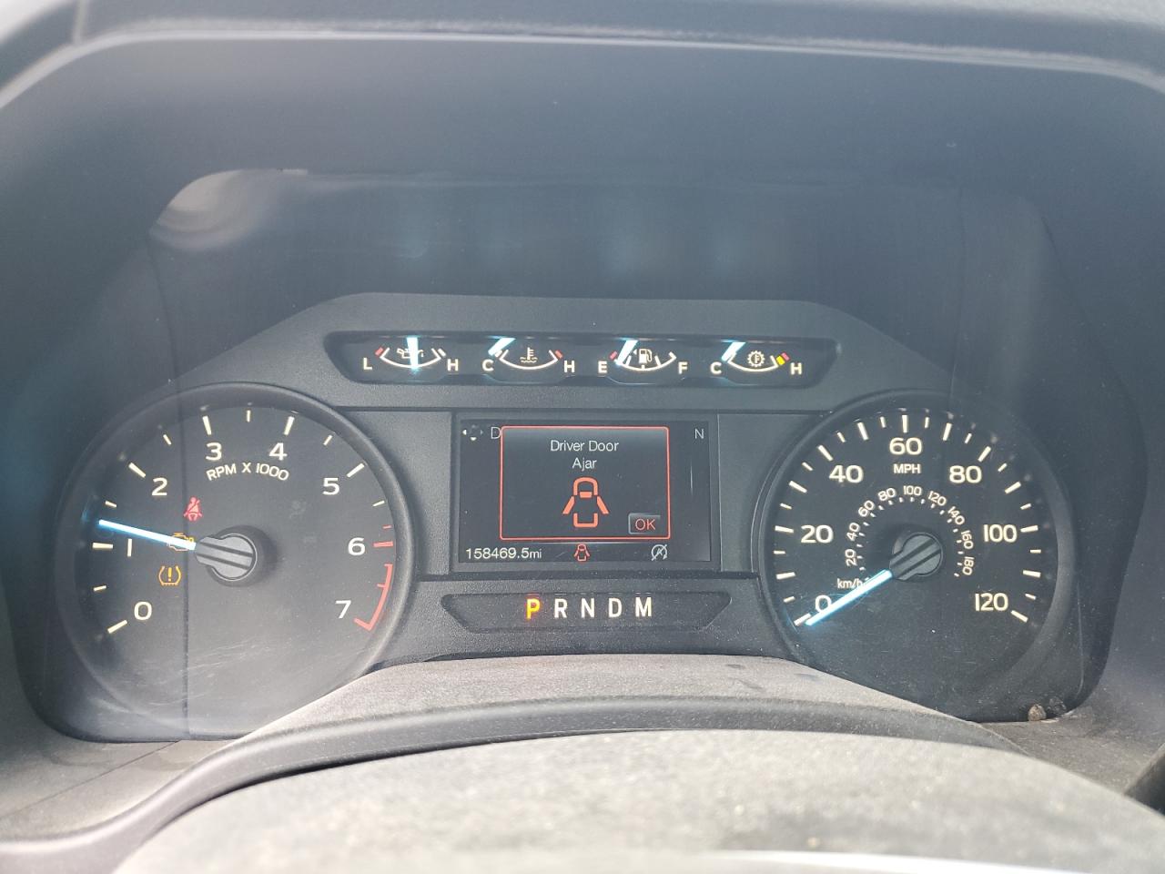 2019 Ford F150 VIN: 1FTMF1C53KKE18136 Lot: 69751495