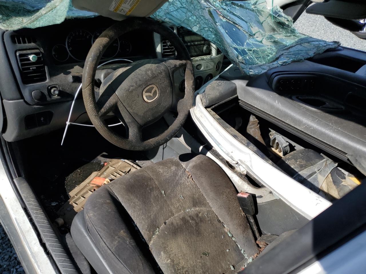 2005 Mazda Tribute I VIN: 4F2YZ02Z45KM44563 Lot: 67454425