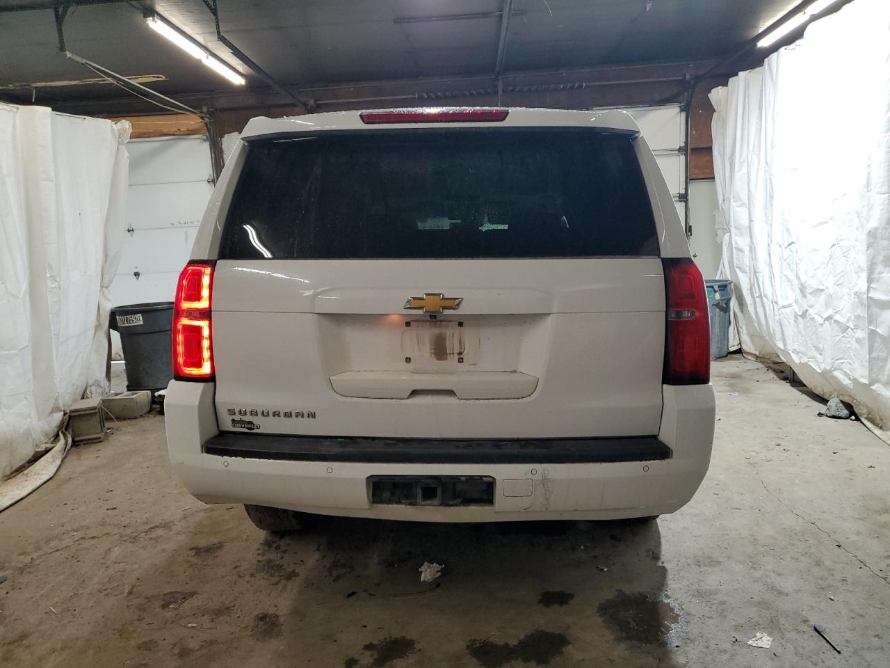 2016 Chevrolet Suburban K1500 Lt VIN: 1GNSKHKC6GR375364 Lot: 69695175