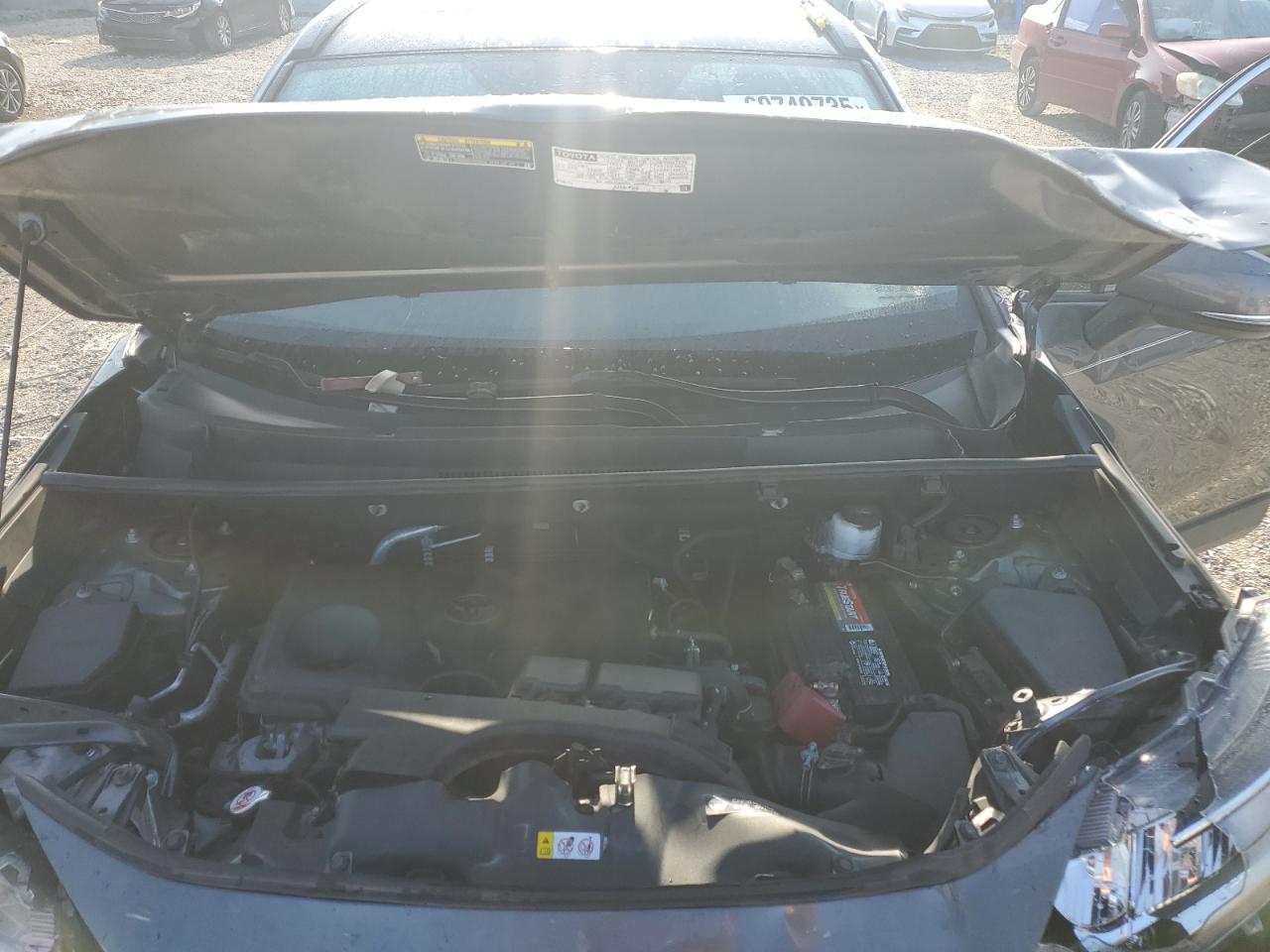 2020 Toyota Rav4 Xle VIN: 2T3W1RFV3LC073038 Lot: 69749735