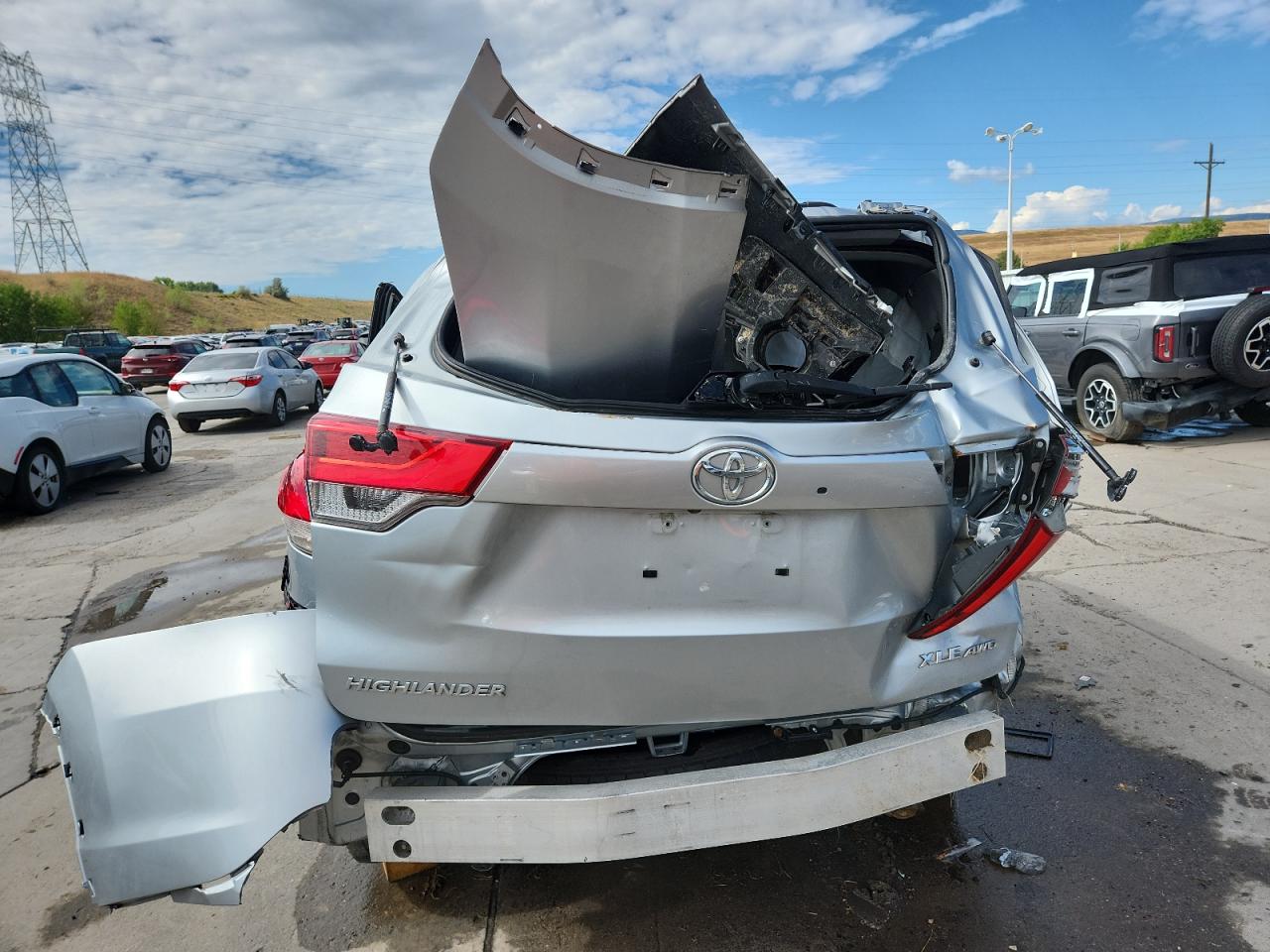 2019 Toyota Highlander Se VIN: 5TDJZRFH7KS600011 Lot: 69481005