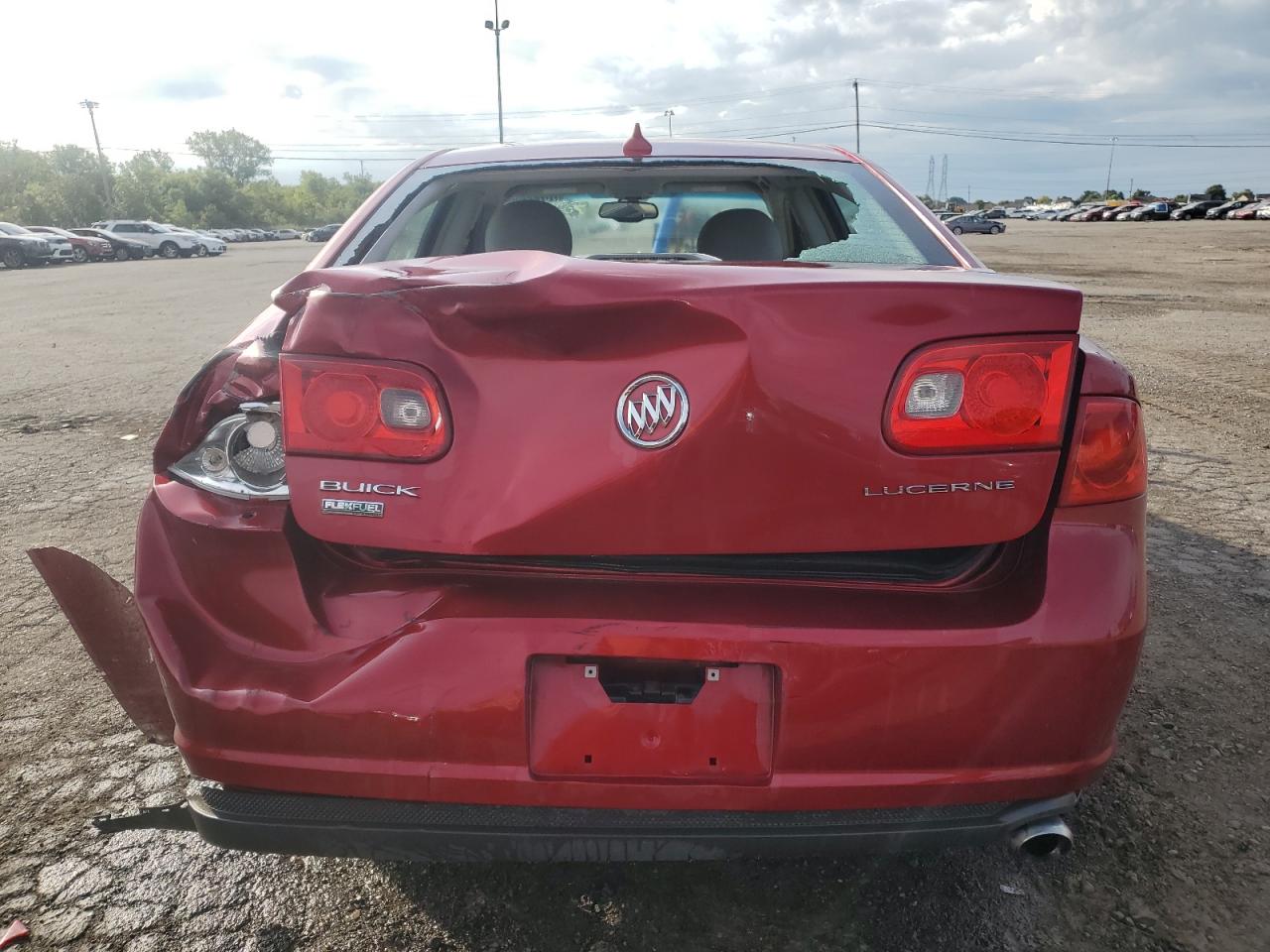 1G4HA5EM7AU137774 BUICK LUCERNE 2010 RED Photo 6