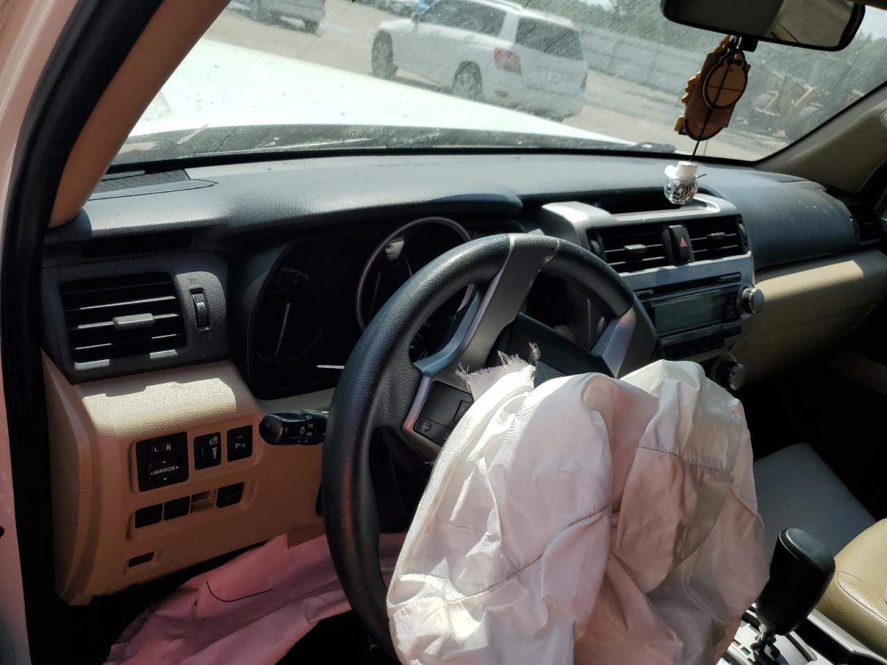 2011 Toyota 4Runner Sr5 VIN: JTEZU5JR6B5022026 Lot: 69980805