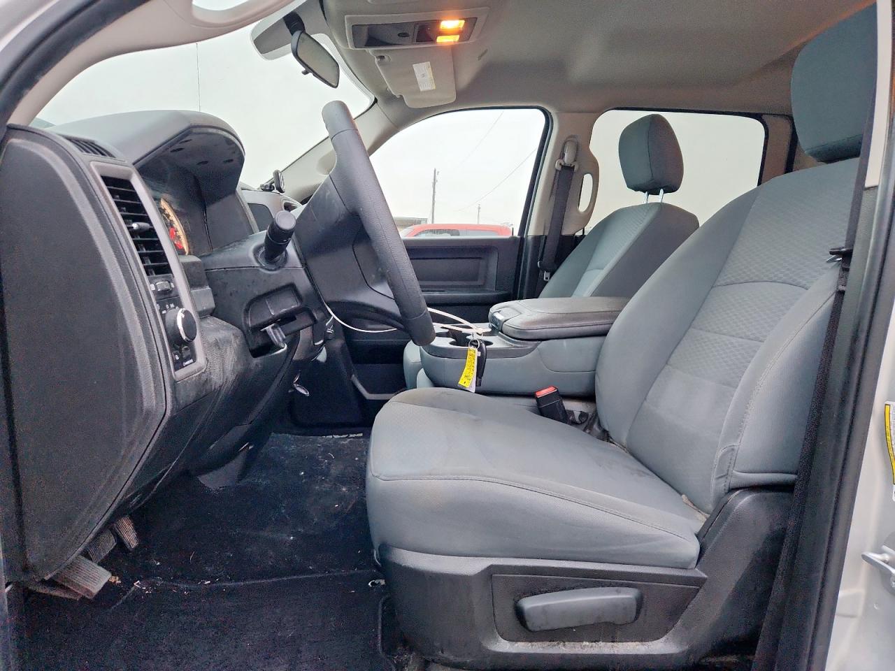 2018 Ram 2500 St VIN: 3C6UR4CLXJG414766 Lot: 70617815