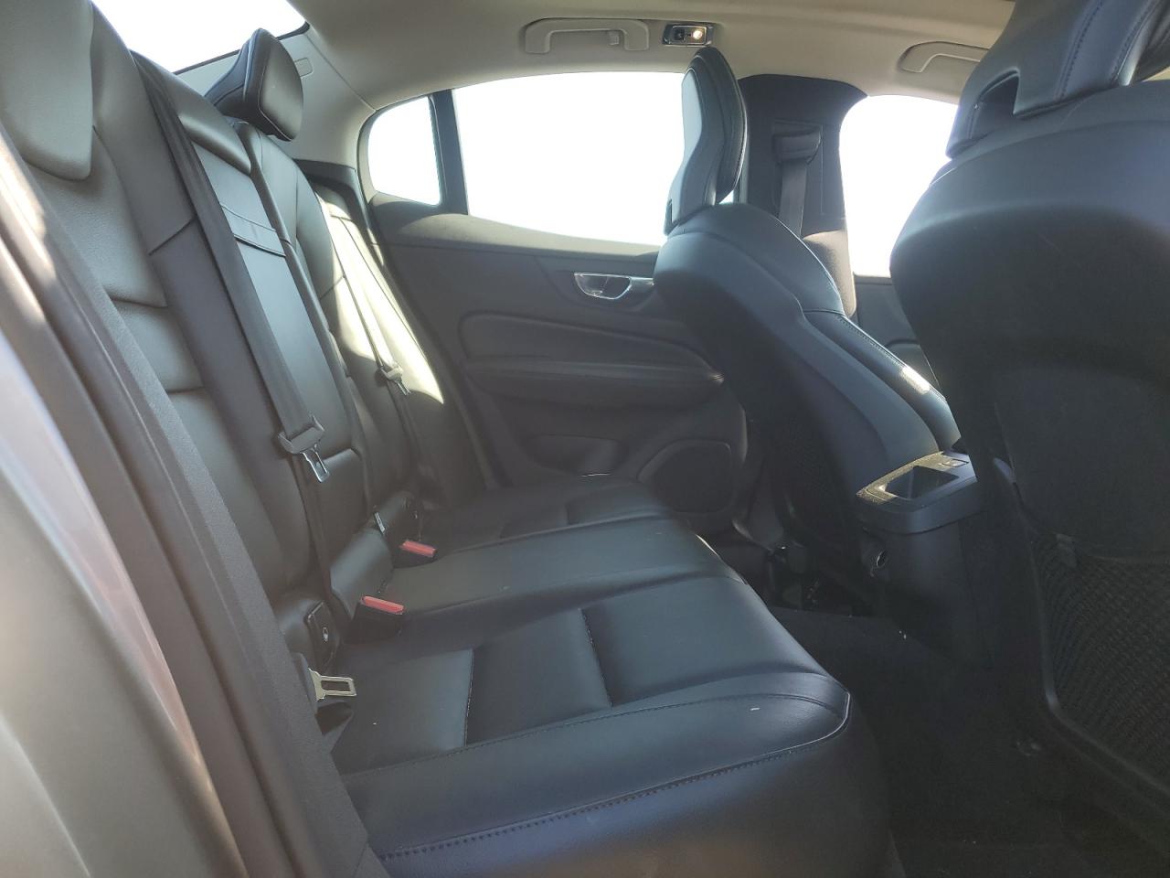 2019 Volvo S60 T6 Momentum VIN: 7JRA22TK6KG002774 Lot: 59423885