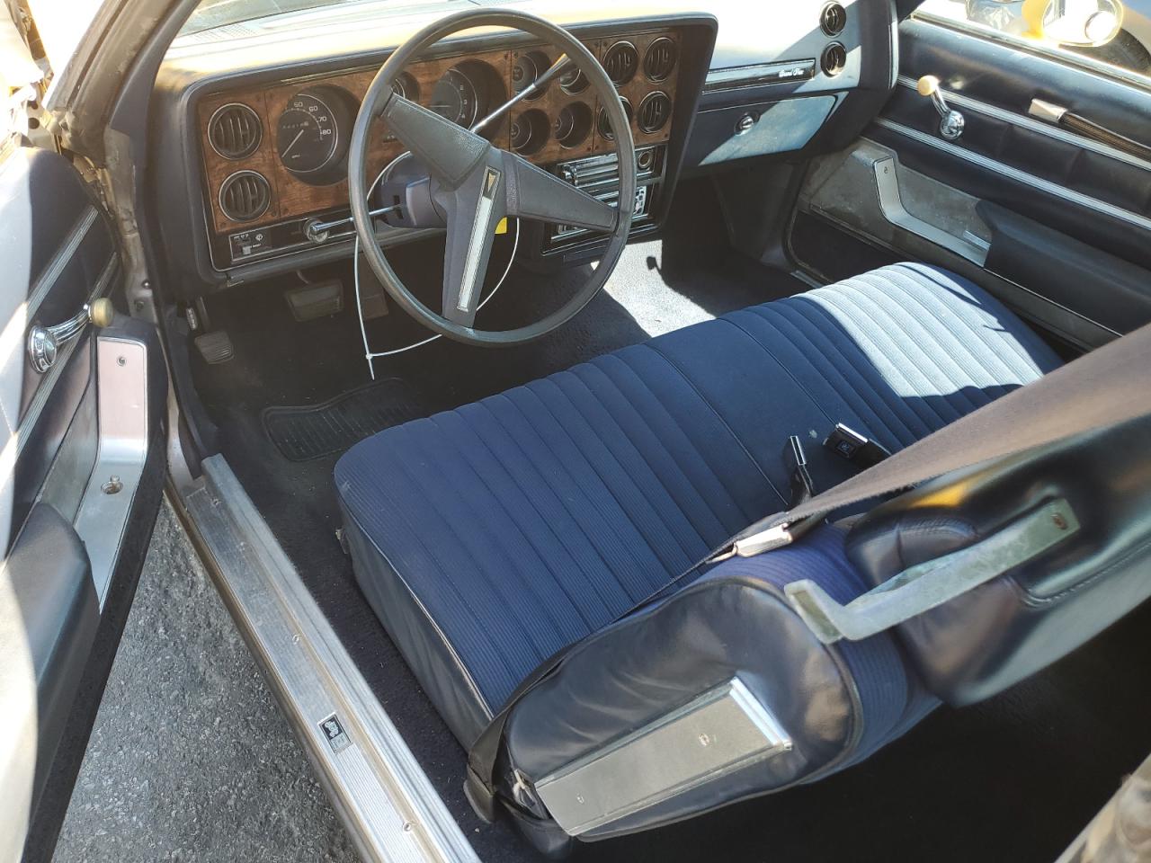 1980 Pontiac Grand Prix VIN: 2J37AA2510832 Lot: 69948505