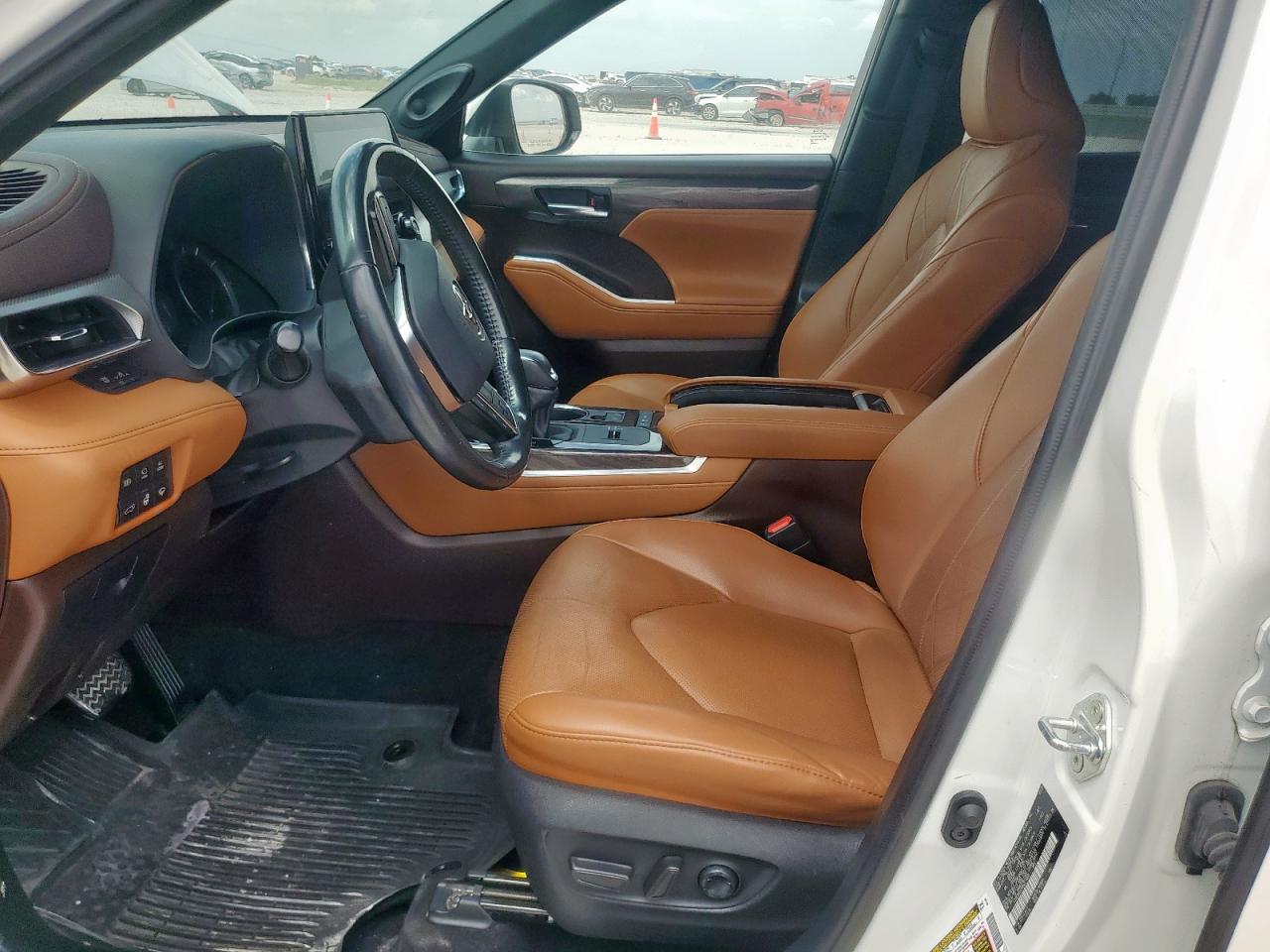 2021 Toyota Highlander Hybrid Platinum VIN: 5TDEBRCH9MS021065 Lot: 71056515