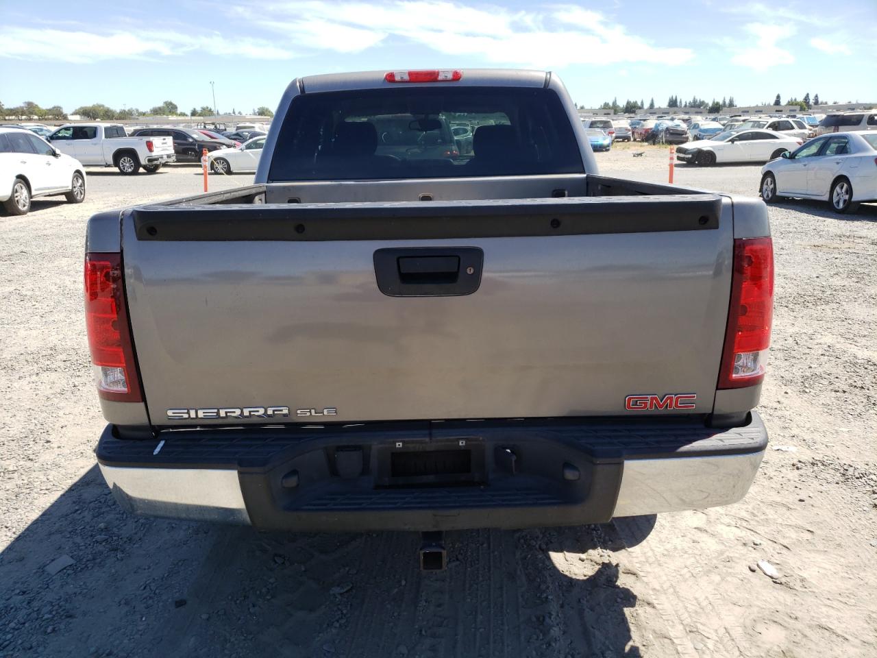 3GTP1VE00DG338968 2013 GMC Sierra C1500 Sle