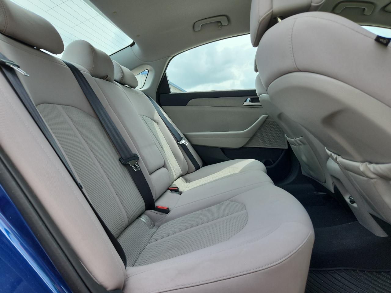 2016 Hyundai Sonata Se VIN: 5NPE24AF8GH303700 Lot: 67833355