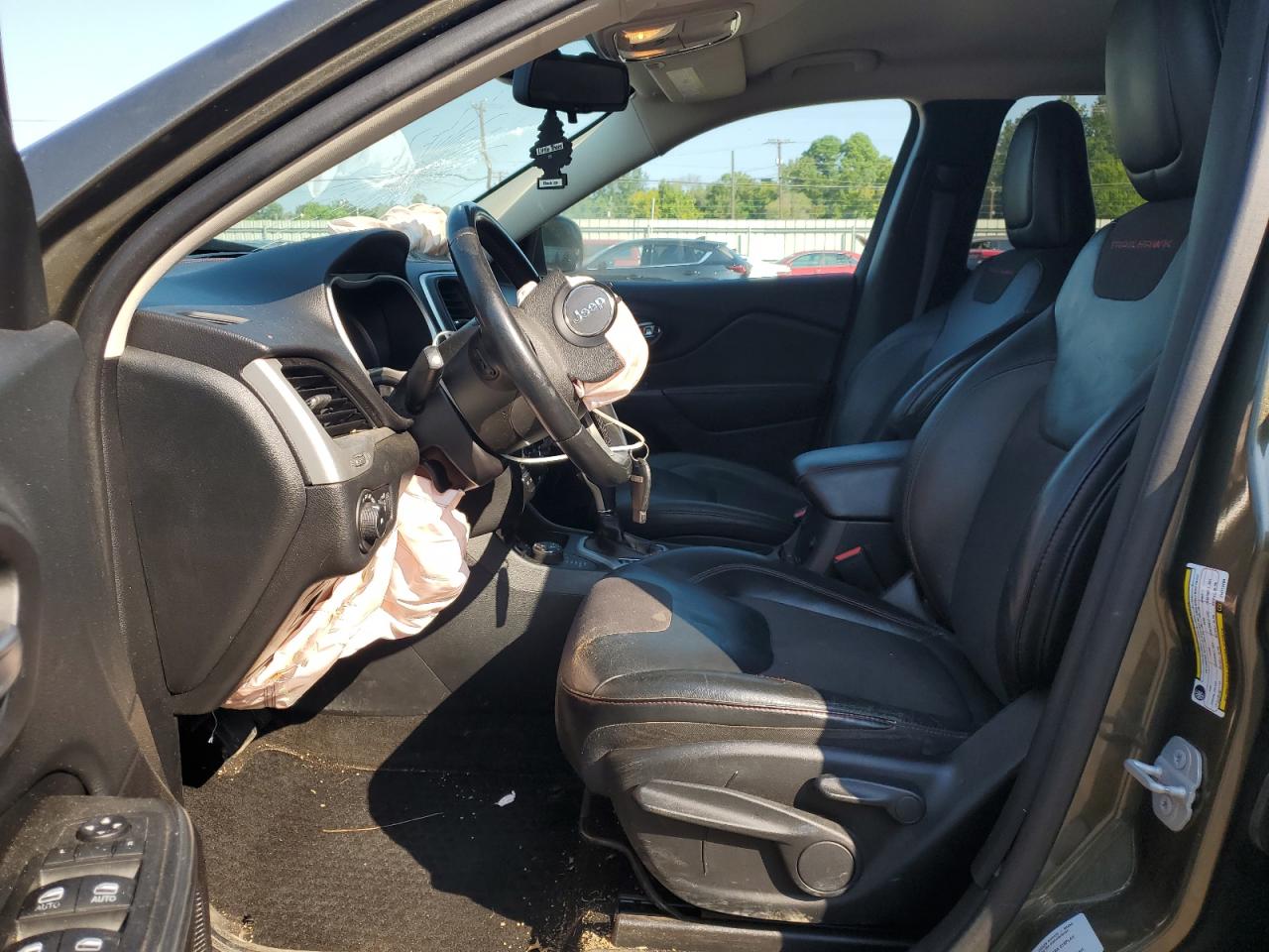 2015 Jeep Cherokee Trailhawk VIN: 1C4PJMBSXFW717450 Lot: 69191155