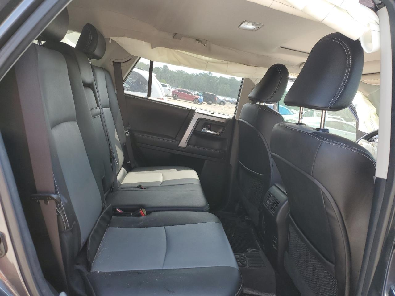 2016 Toyota 4Runner Sr5/Sr5 Premium VIN: JTEBU5JR5G5385975 Lot: 69516165