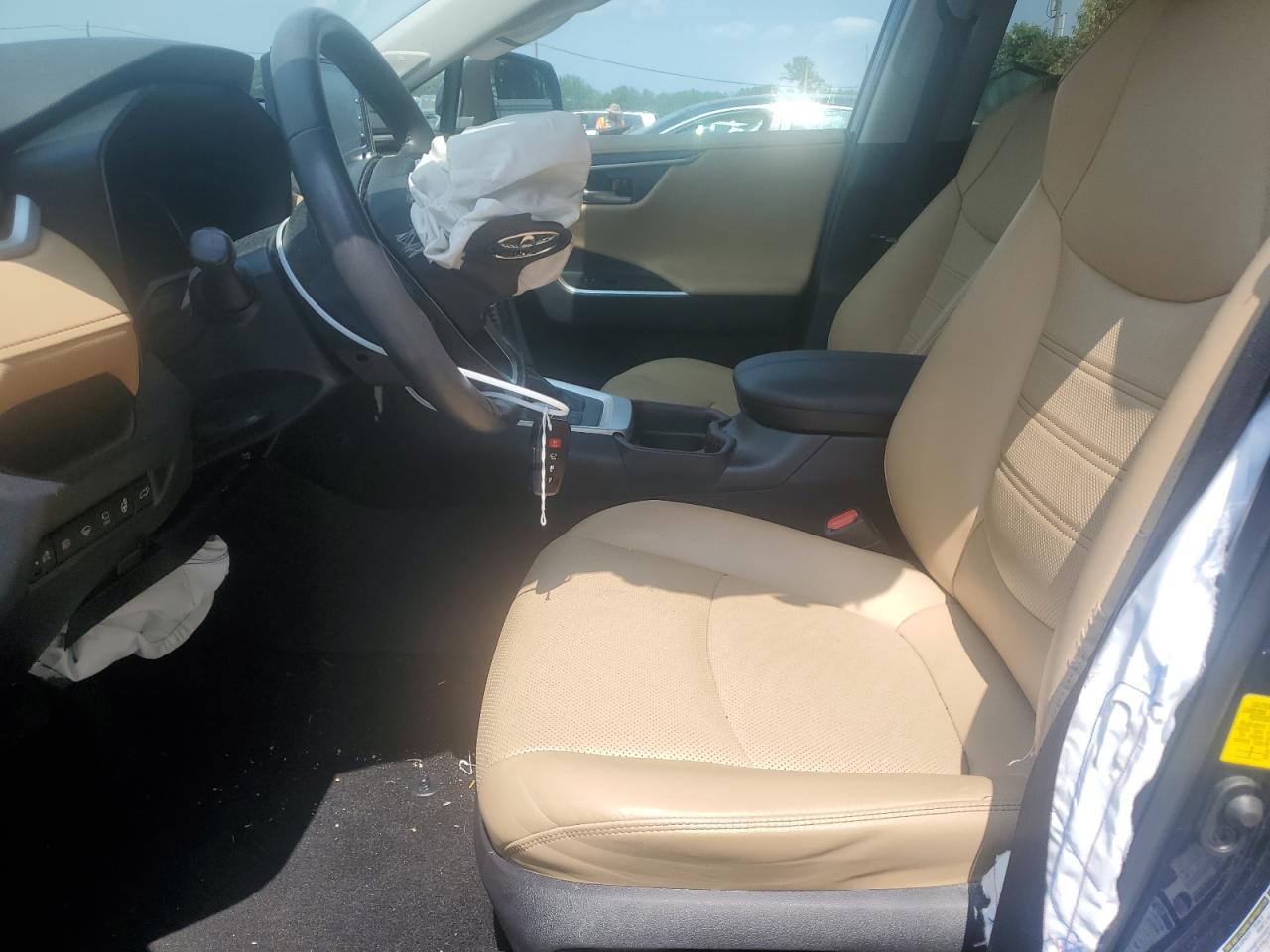 2020 Toyota Rav4 Limited VIN: 2T3N1RFV1LW107262 Lot: 68121555