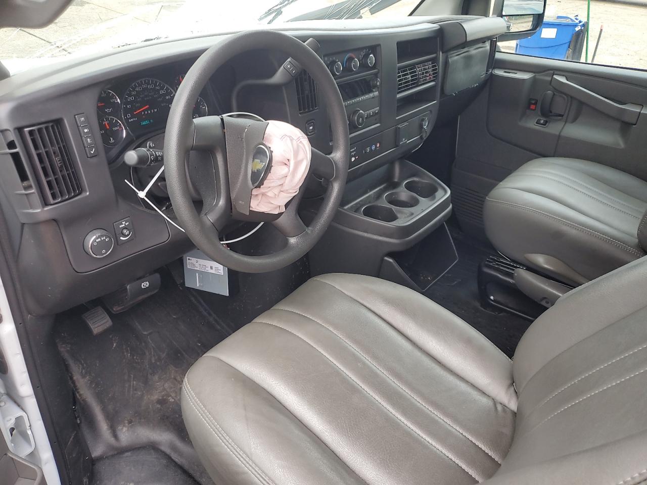 2024 Chevrolet Express G2500 VIN: 1GCWGAFP0R1264004 Lot: 69679145